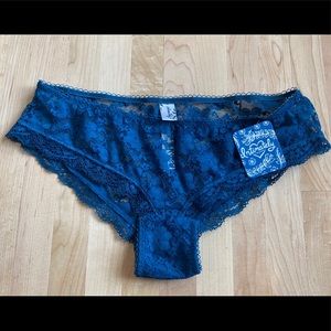 FreePeople: Lacy hipster underwear